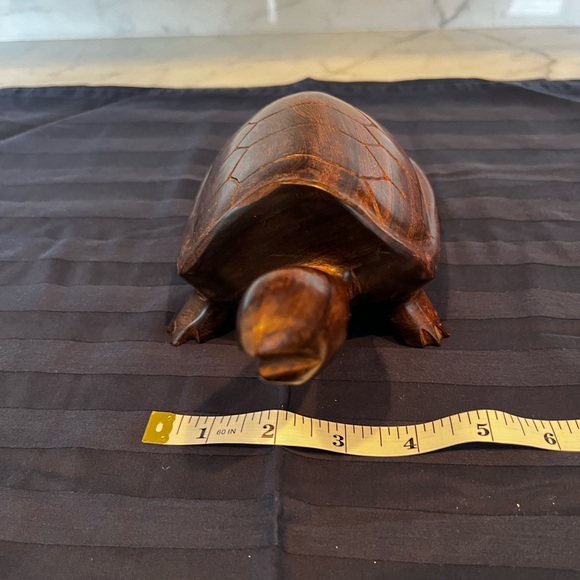 Vintage Carved Wooden Turtle Figurine Decor Piece Hawaiian - Picture 10 of 10